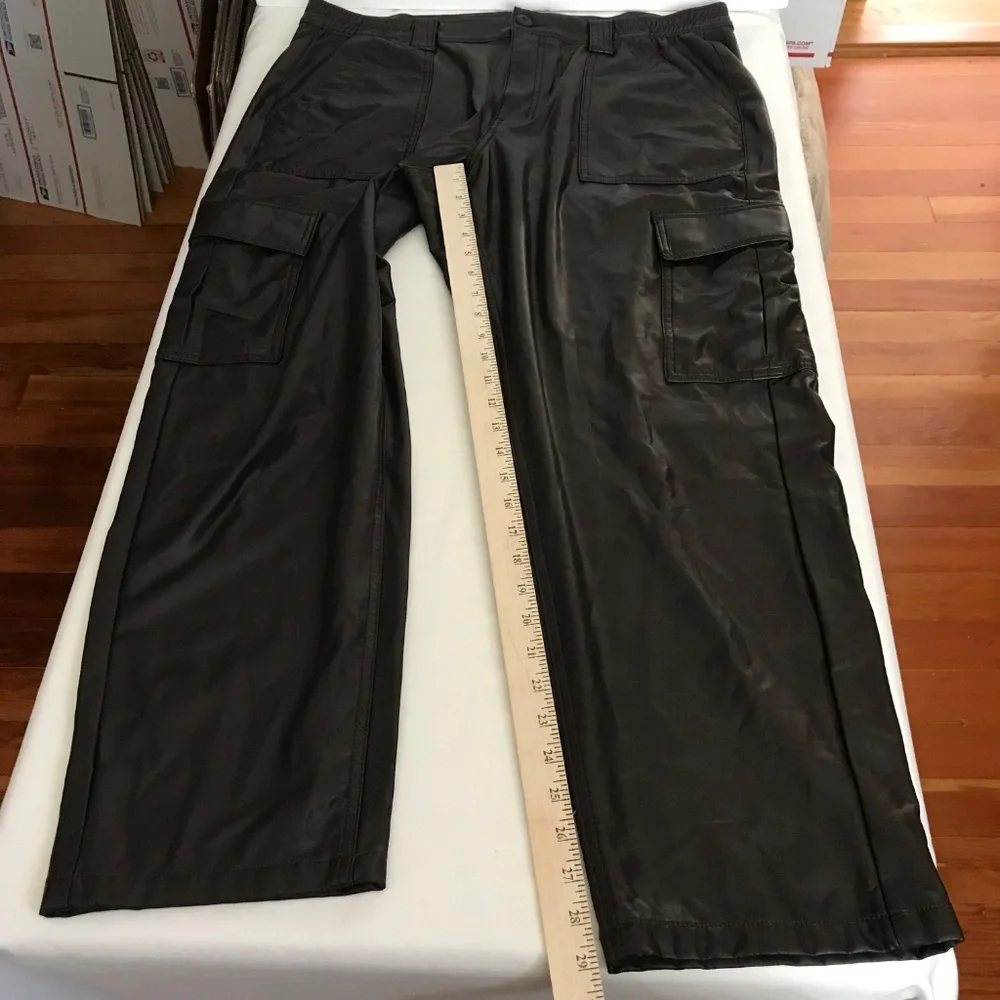 AMERICAN EAGLE Vegan Leather Stretch Cargo Pants Brown Women’s Plus Size 18